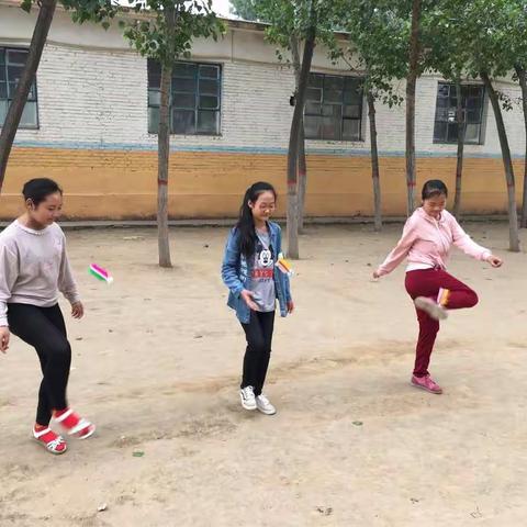 西幸小学丰富的校园生活--我最爱的家