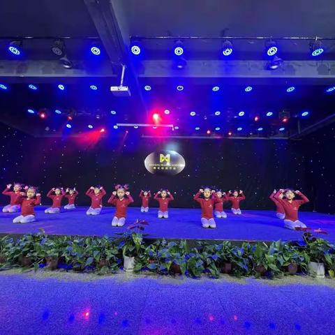 明星培训学校国庆汇演精彩记录(一)