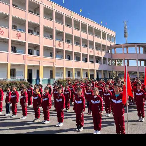 “喜迎二十大，﻿争做新时代好队员”桐木镇湖塘小学少先队员入队仪式