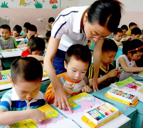 公立与私立幼儿园的差异在三年级会逐渐显现，庆幸一开始没选错