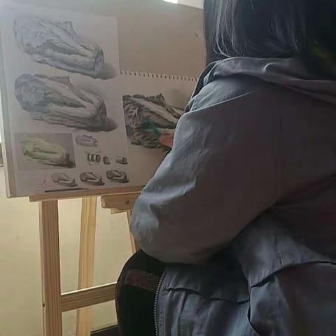 铜山中专2021级升一四班在疫情期间的网课状态