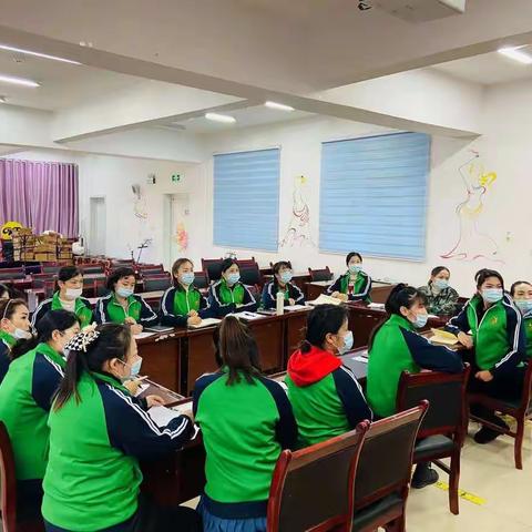 “不负暖阳，倾听分享”—新源县扬新教育集团心连心艺术幼儿园教师工作经验交流会