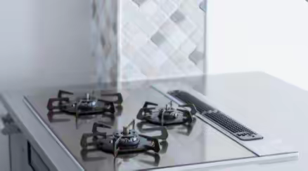 煤气灶出现故障，第一步需要怎么做？