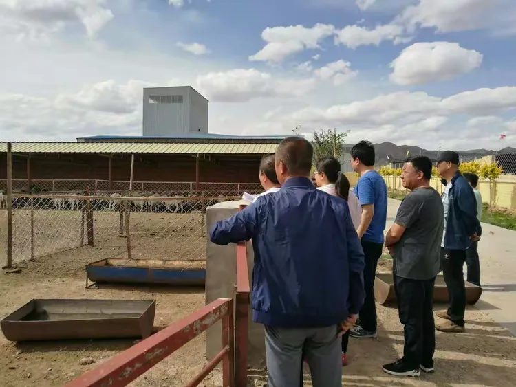 自治区派驻固阳县脱贫攻坚工作总队 [工作动态]