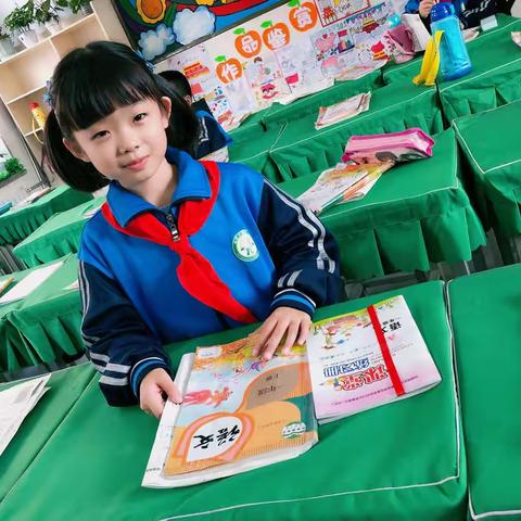 榆林市第九小学 二年级四班 宋依恬 悦享成长 欢度暑假