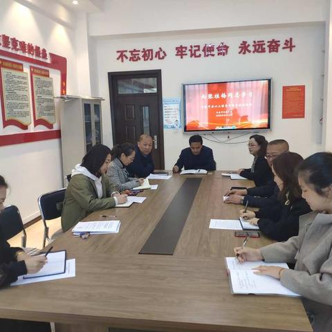 榜样的力量 前进的动力 —市迎宾小学开展“向张桂梅同志学习”主题系列活动