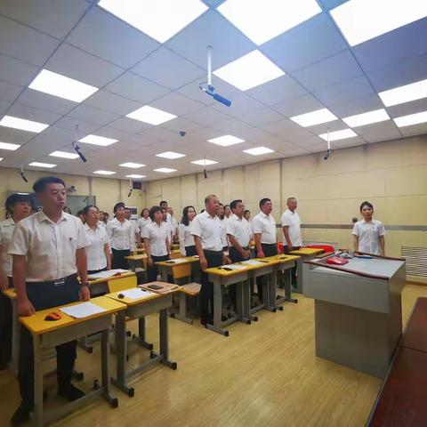 发展新党员，增添新力量——市迎宾小学召开发展新党员大会