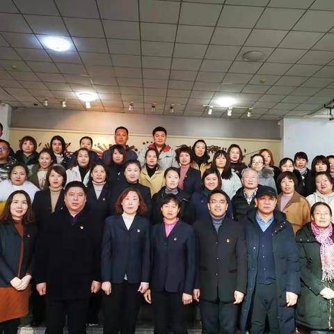 不忘初心   砥砺前行——市迎宾小学召开预备党员转正大会