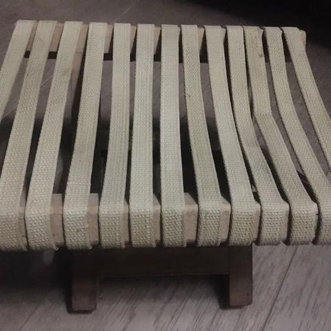 煎蛋 小马扎 毛线背心