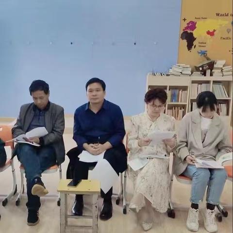 勤廉之风润心田，廉洁之花开满园