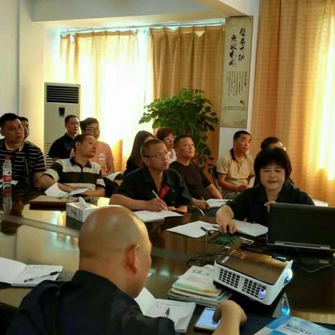 用心做知识＂搬运＂者一一建阳储备库组织开展绿色生态储粮新技术学习培训暨仓储业务培训会