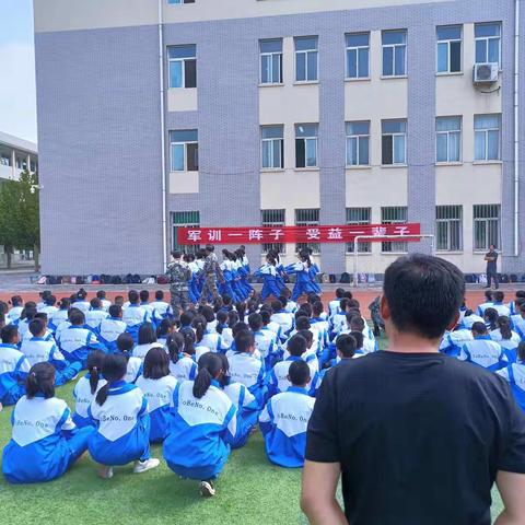 军训第五日，坚持就是胜利！