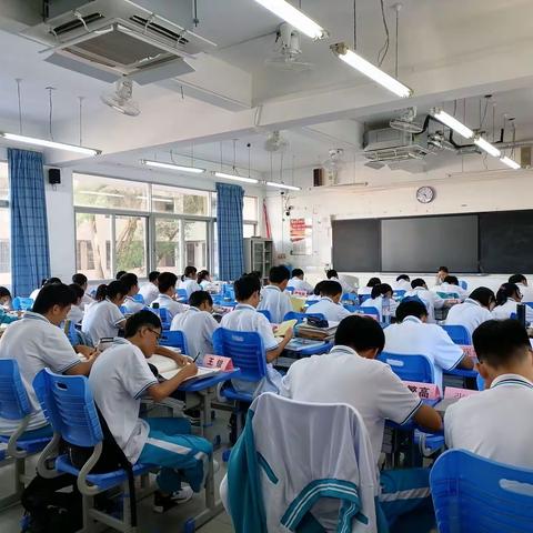 “须知少时凌云志，曾许人间第一流。”——记高一四班开学第一周