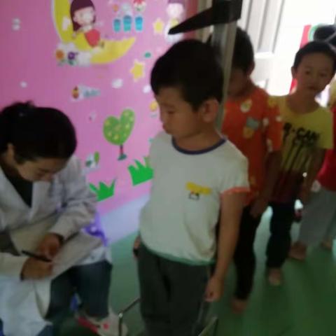 凡思特幼儿园大大班体检———我健康，我快乐，我体检