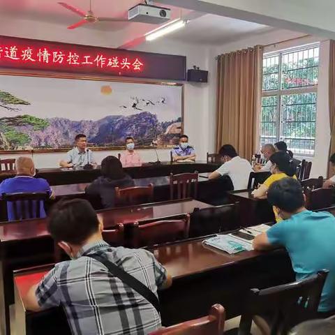 龙华区政协主席吴馨到海垦街道指导和部署全员核酸检测工作