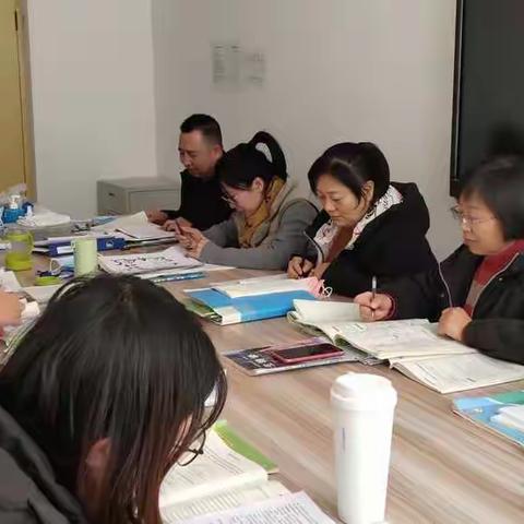 持之以恒共教研，凝聚神力展课堂——栖霞市实中生物组大比武