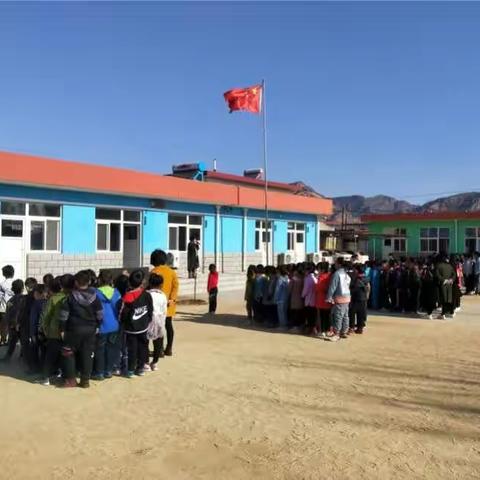 平市南小学师德师风活动总结