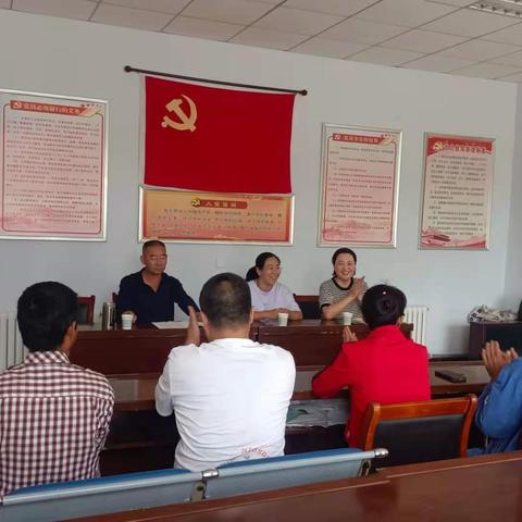 清水河县韭菜庄七墩沟驻村工 作队以加强基层党建为引领 全面开展乡村振兴工作