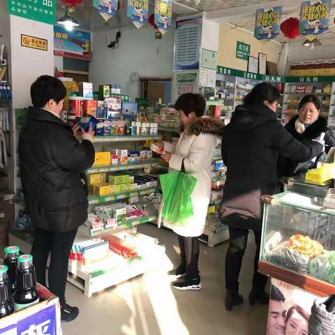 垭口街道开展“食品安全早排查，健健康康迎新春”节前食品安全大排查活动