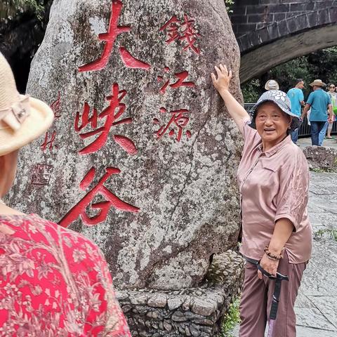 九溪龙门之桃花坞及大峡谷