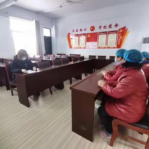 城东小学：加强食堂从业人员培训共筑学校食品安全防线