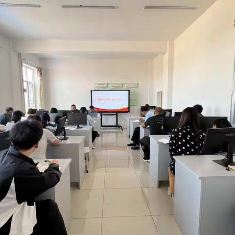 不忘初心 砥砺前行——平安学校教育教学及常规管理工作部署会议
