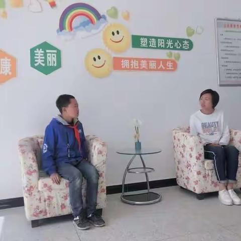 强化安全管理，共建平安校园                           ——邵寨中心小学警示教育活动（七）