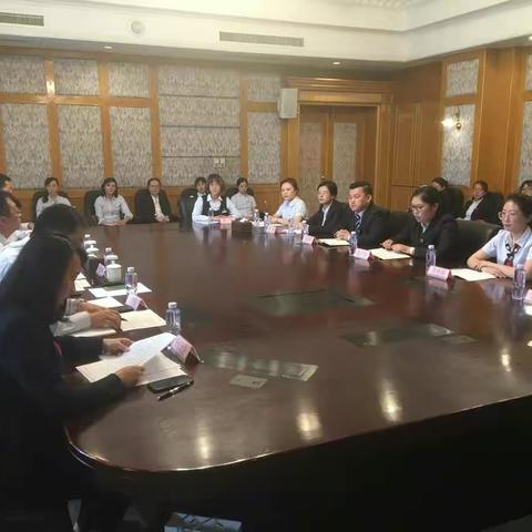 工行大连分行团委组织召开“青春心向党·建功新时代”青年座谈会