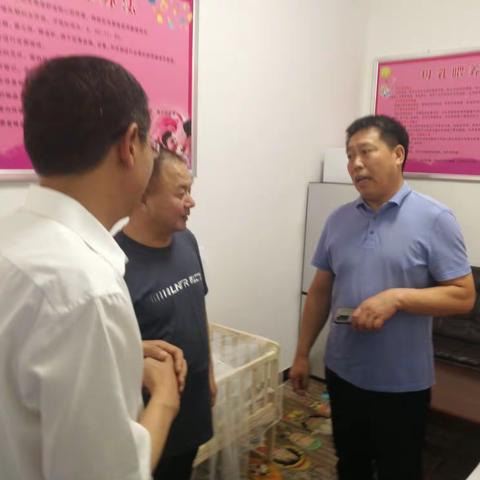 市“创城”指挥部窗口单位实地组第四组到屯留区督查