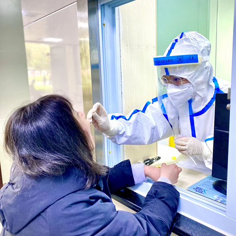 核酸采集，感谢每一位全力以赴的你！