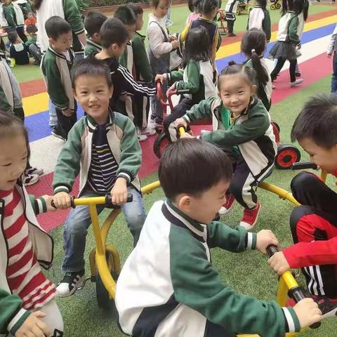 小可爱们~❤❤❤