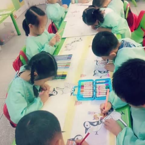 大四班绘画《啄木鸟》😍😍😍