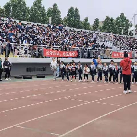 生命在于运动——东康新教育学校三（4）班体育节总结