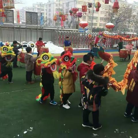 东方儿童礼仪幼儿园大班小朋友祝大家元宵节快乐