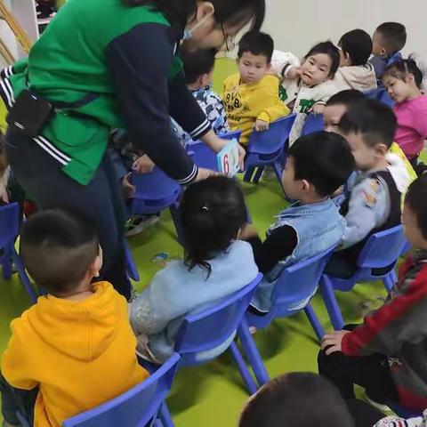 童梦幼儿园苗苗一班四月成长记录