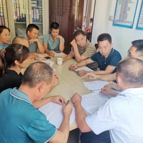 南罗村积极开展裸露土地整治工作