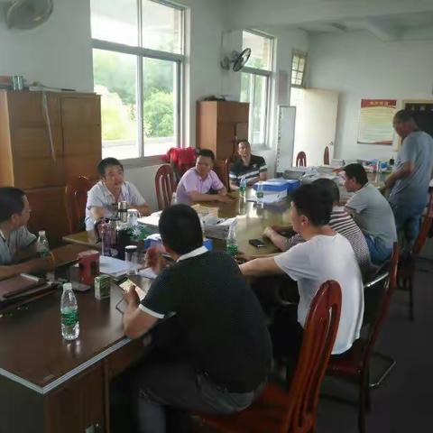 公馆小学：运动场改造工程竣工验收