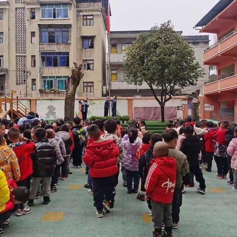 🌈“爱在春天里，最美开学季”碧波湾幼儿园中二班开学第一周记录📖🖋