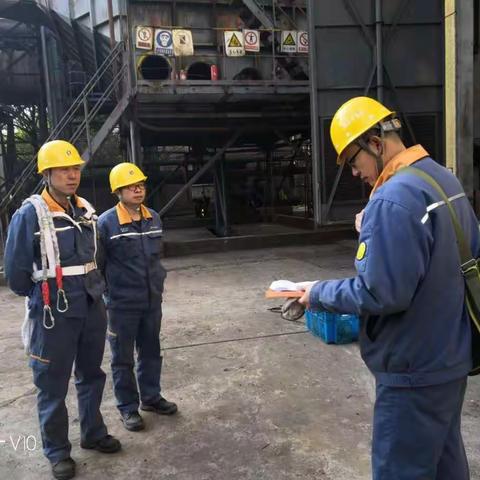点检作业区隐患查改系列报道之一#三加压1号变压器漏油隐患整改#
