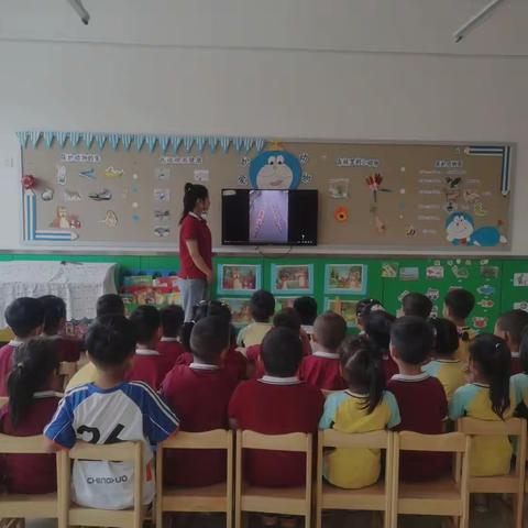 伊宁县弓月新城幼儿园中一班