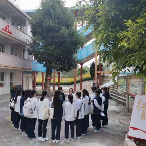 依依惜别 浓浓祝福——临翔中幼开展实习生总结交流会