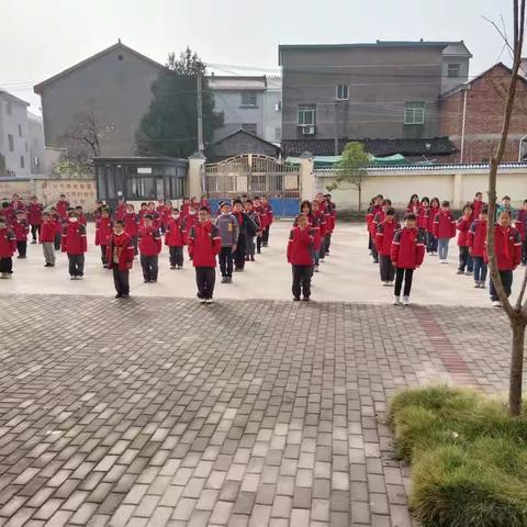 刘家小学—一日常规教育活动扎实有效