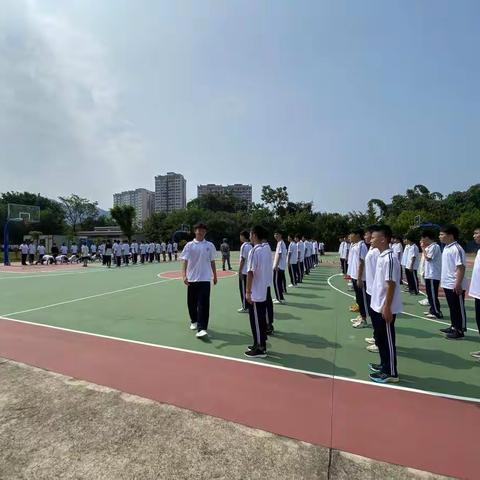 不畏烈日，不惧风雨 ——仁化中职2020年新生军训取得圆满成功