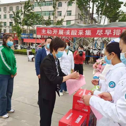 最美护士节 情暖天使心