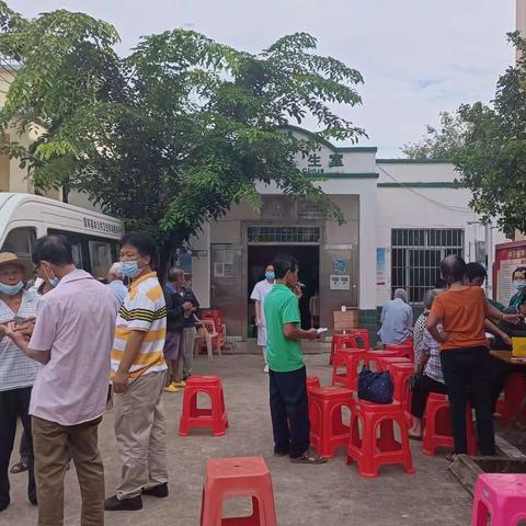 甲子镇卫生院开展2022年老年人免费健康体检工作