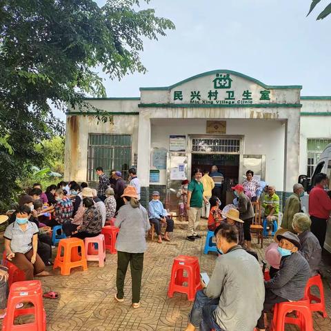 甲子镇卫生院开展2022年老年人免费健康体检工作