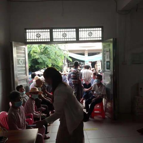 甲子镇卫生院开展2022年老年人免费健康体检工作