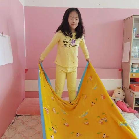 停课不停学——居家隔离的一天