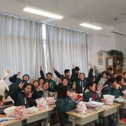 元旦快乐—2021年的我们，2022年见——一（14）敏行班