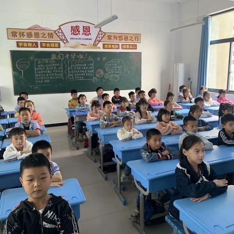 淮阳明礼小学 三四年级音乐教学活动